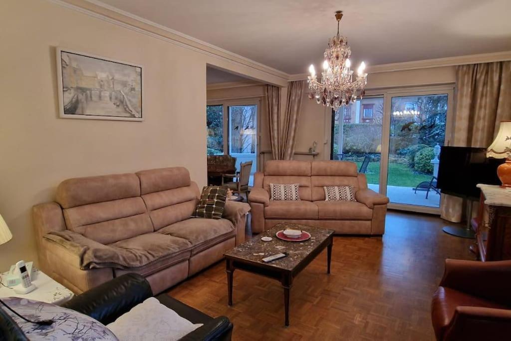 Charmant Appart. Dans Une Villa Saint-Louis  Extérieur photo