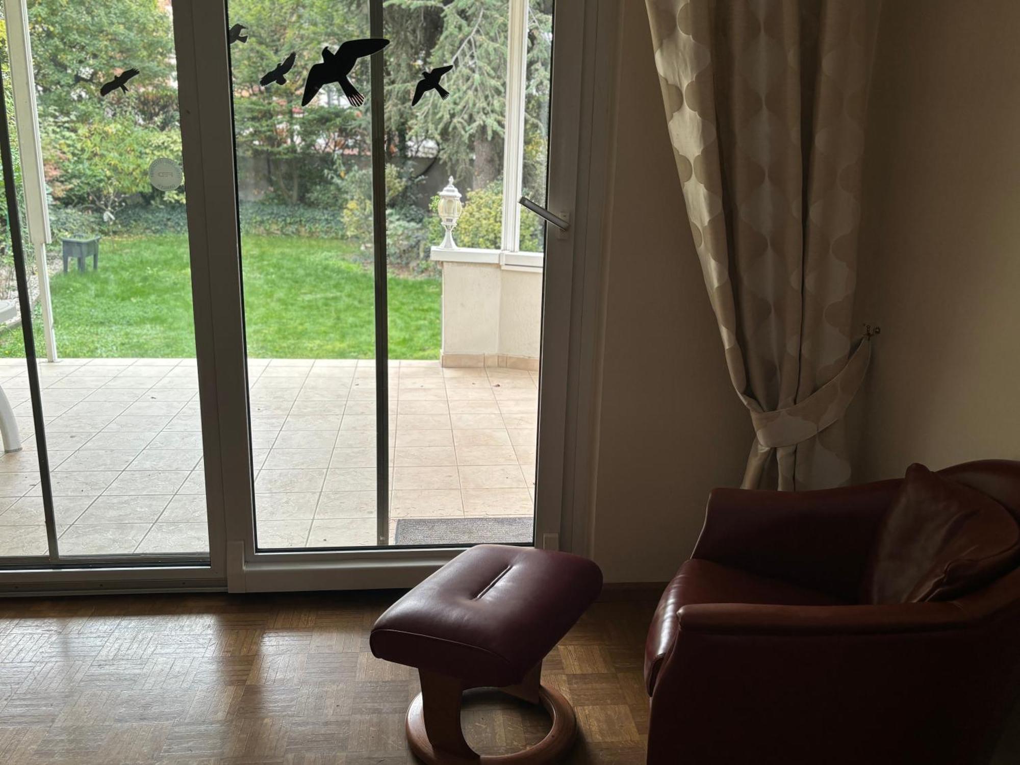 Charmant Appart. Dans Une Villa Saint-Louis  Extérieur photo